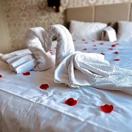Hotel Le Coq Hardi Équemauville